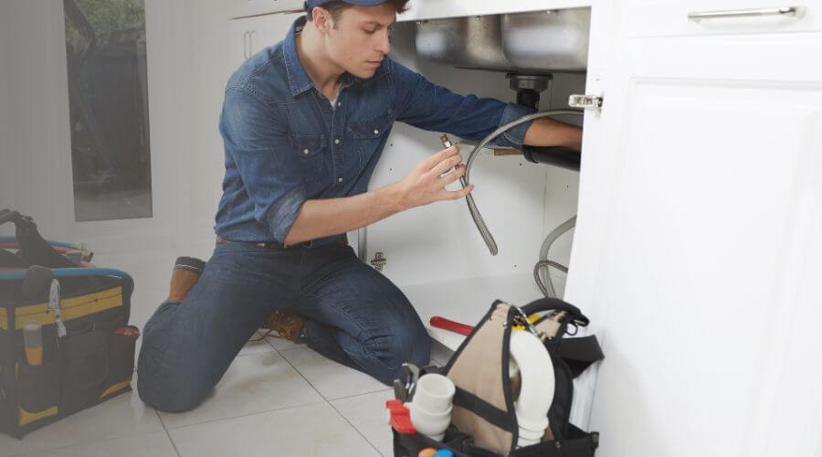 Expert burst pipe repair services in Cunningham, TX